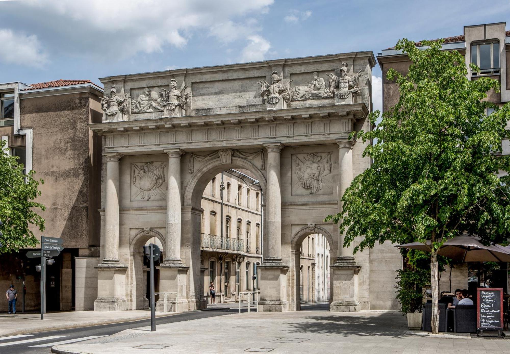Mercure Nancy Centre Gare Exterior photo