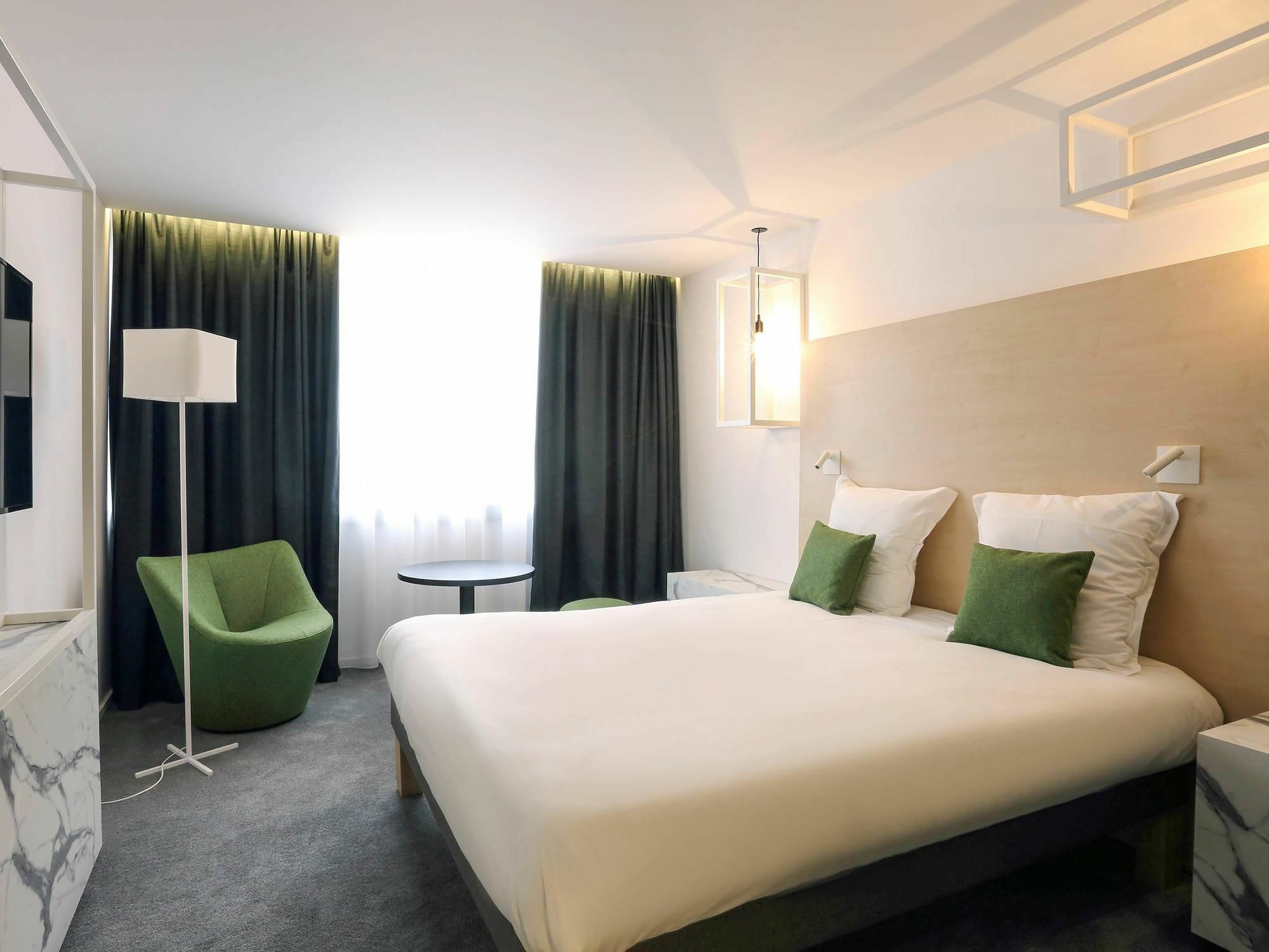 Mercure Nancy Centre Gare Exterior photo